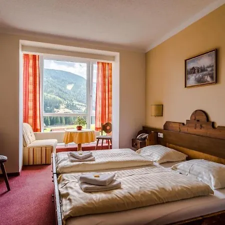 Hotel Sonnhof 3*